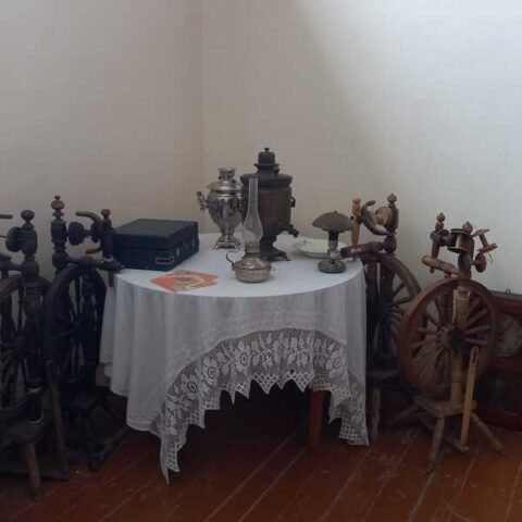 Русская изба (1)