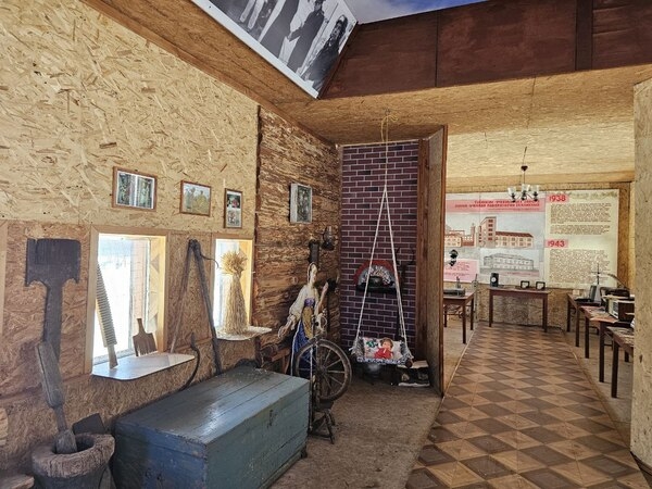 уличный музей, вид общий