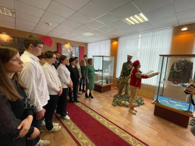 первый выставочно-экспозиционный за (16)