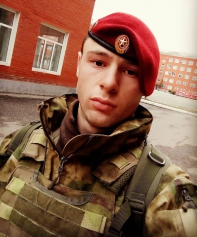 парта героя