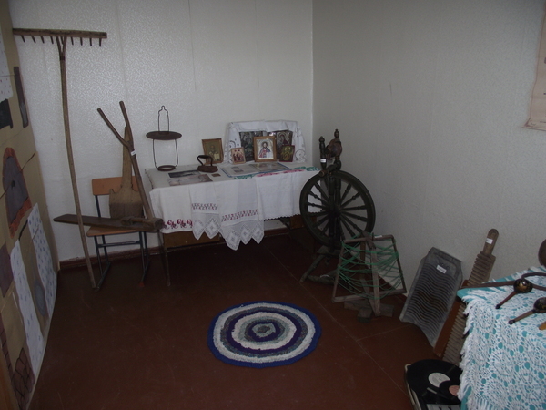 Предметы быта и орудия труда крестьян